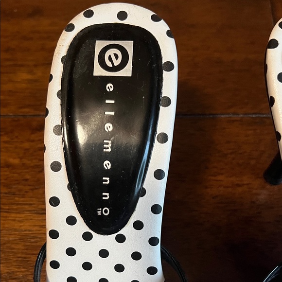 Ellemenno Polka Dot Sandals with Black Straps - Picture 2 of 8